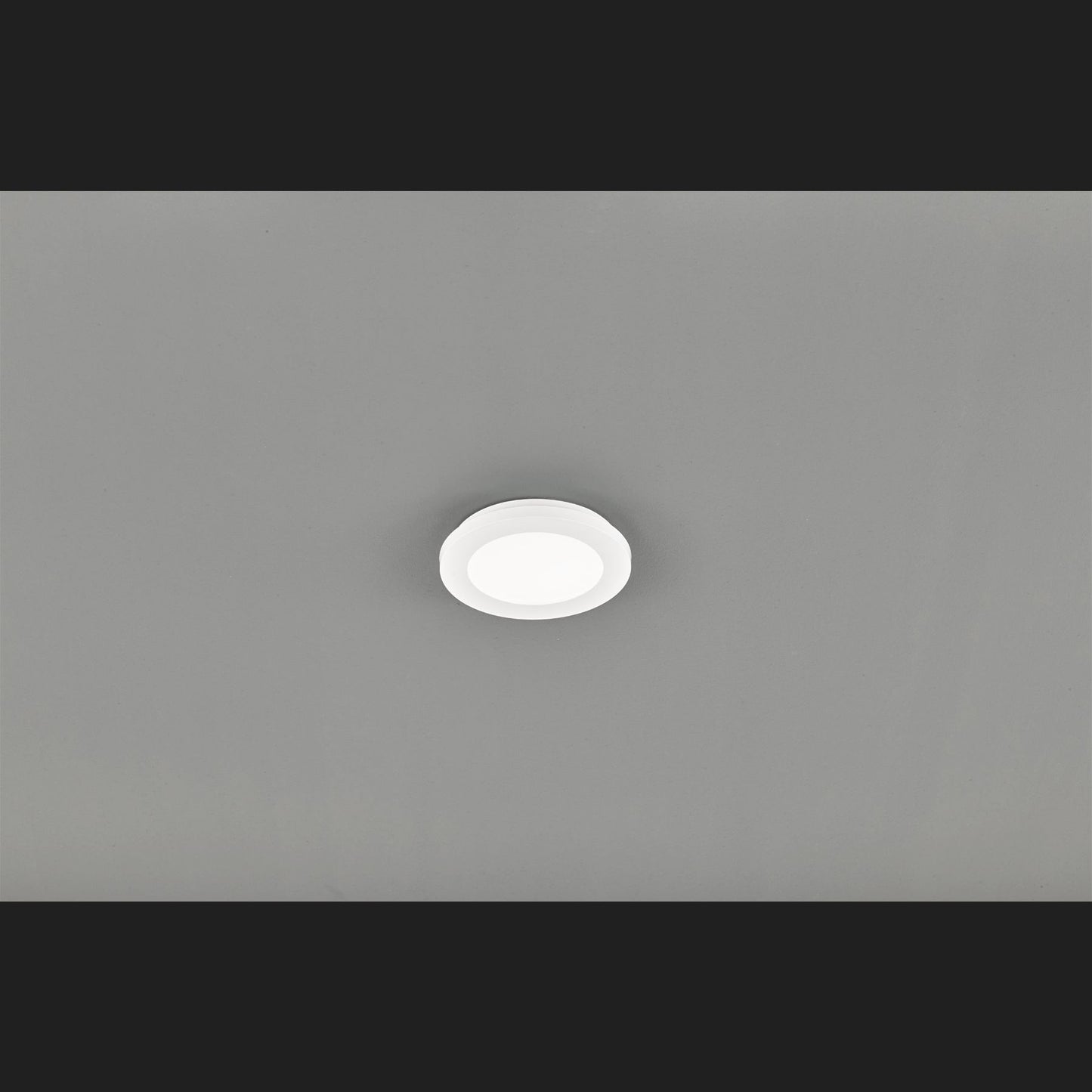 Camillus  - Ceiling lamp - White - Reality