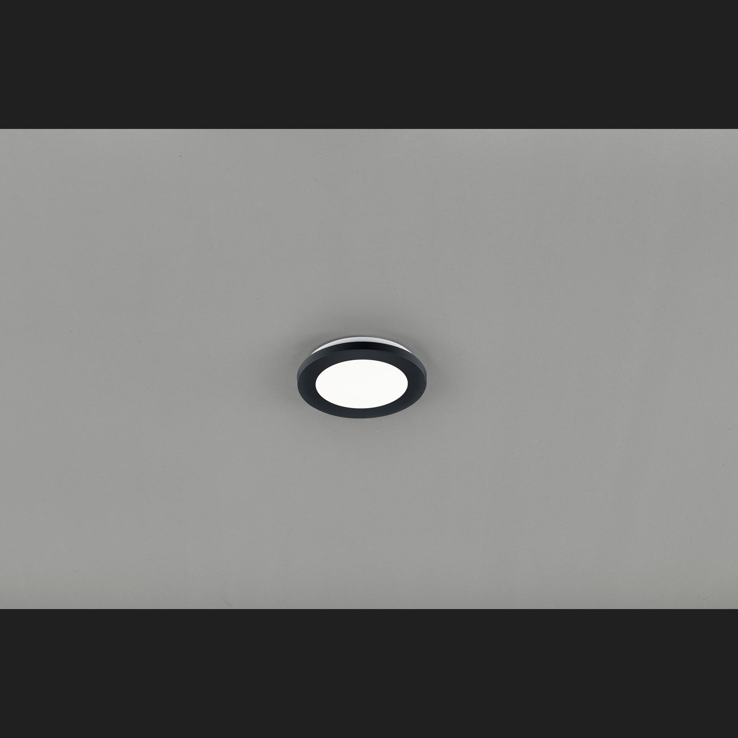 Camillus  - Ceiling lamp - White - Reality