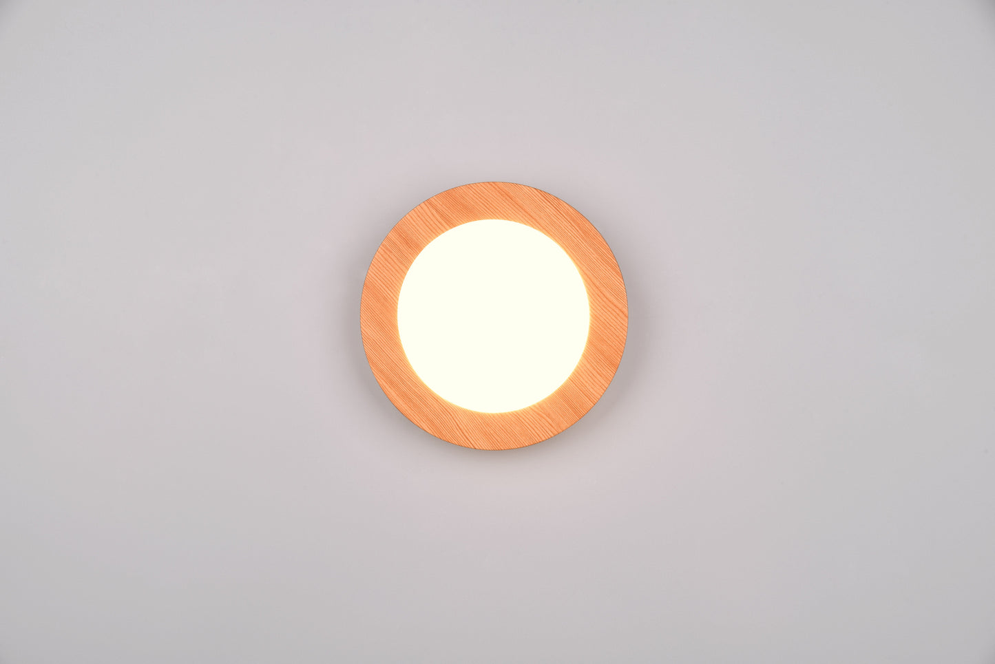 Camillus  - Ceiling lamp - White - Reality