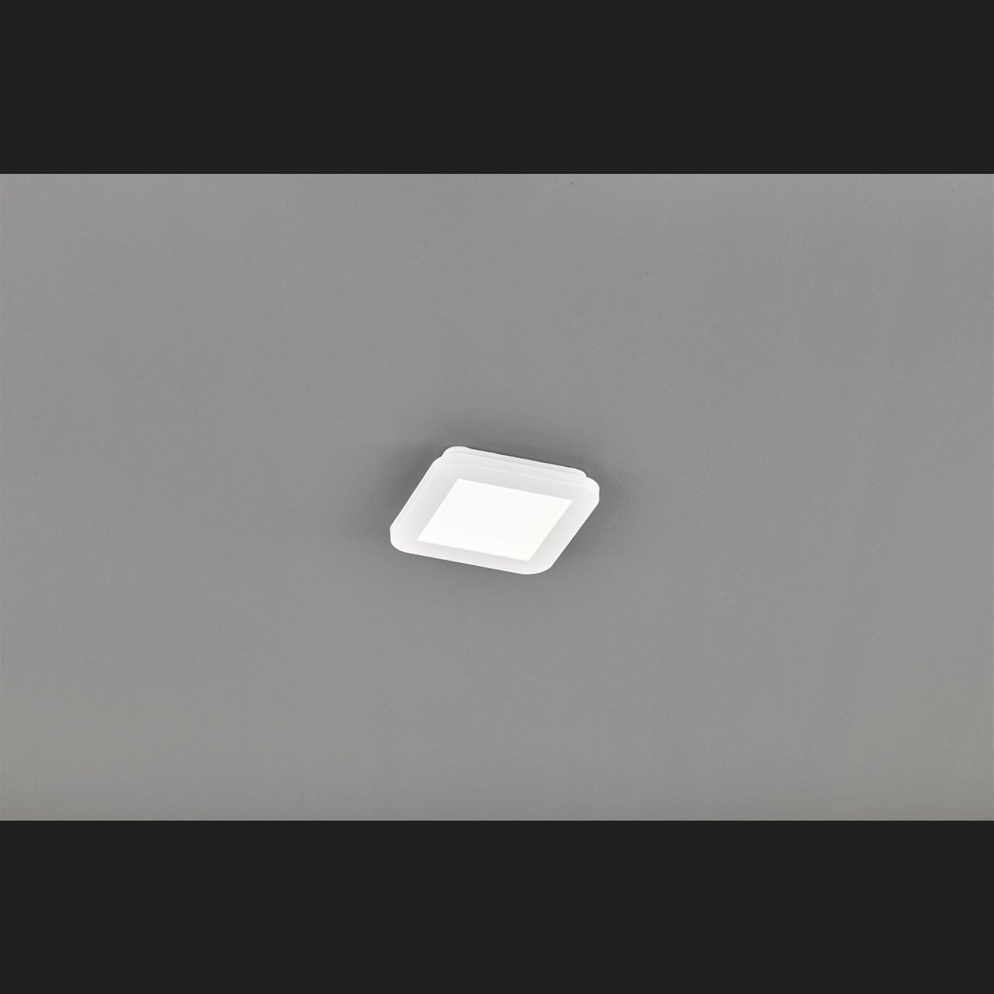 Camillus  - Ceiling lamp - White - Reality
