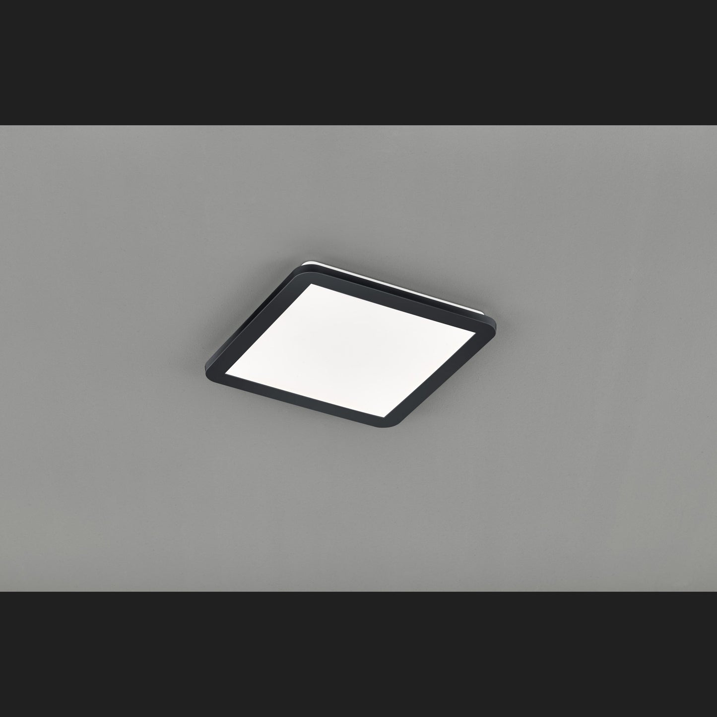 Camillus  - Ceiling lamp - White - Reality