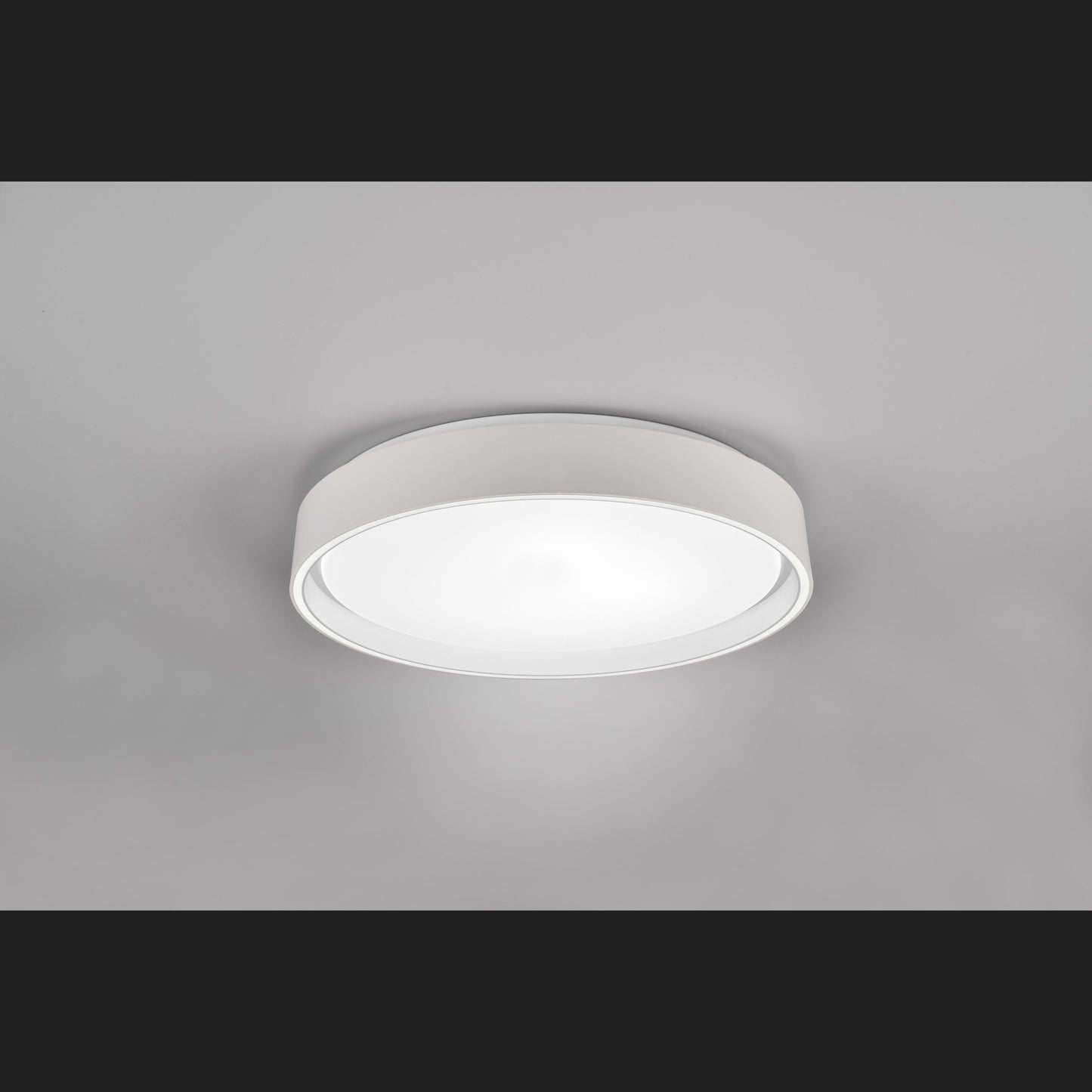 Felis  - Ceiling lamp - White Matt - Reality