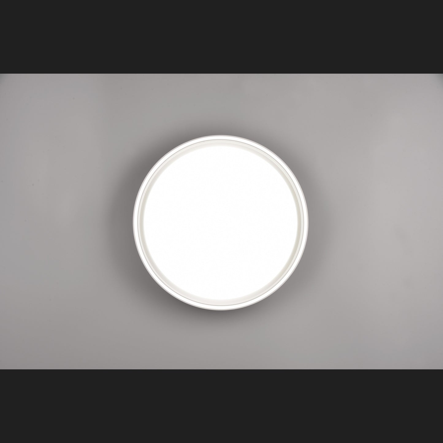 Felis  - Ceiling lamp - White Matt - Reality