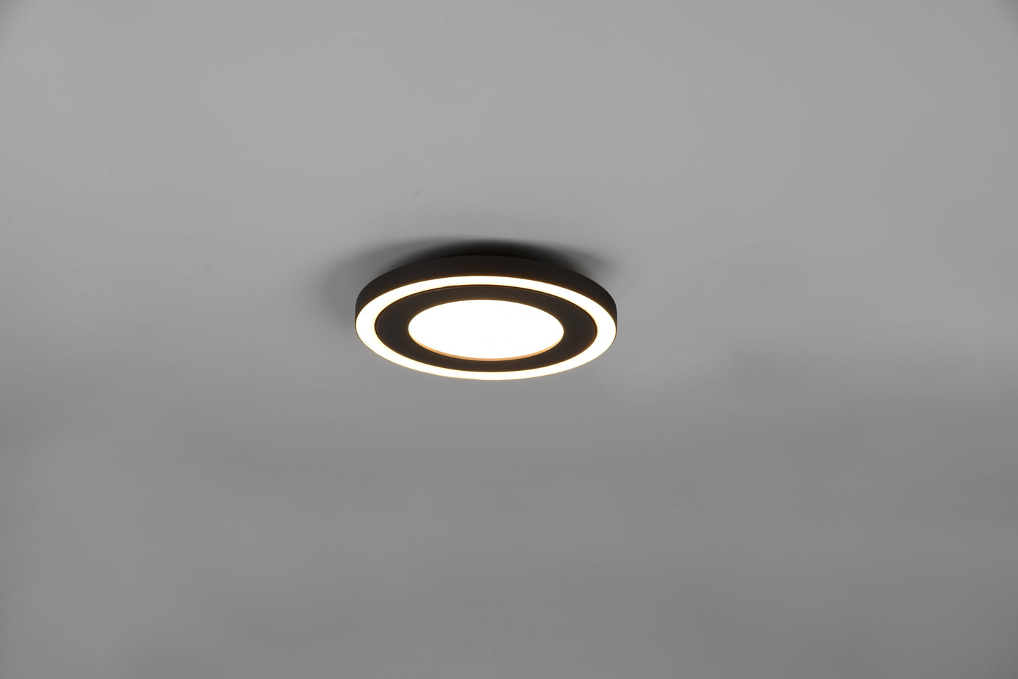 Carus  - Ceiling lamp - Black Matt - Reality