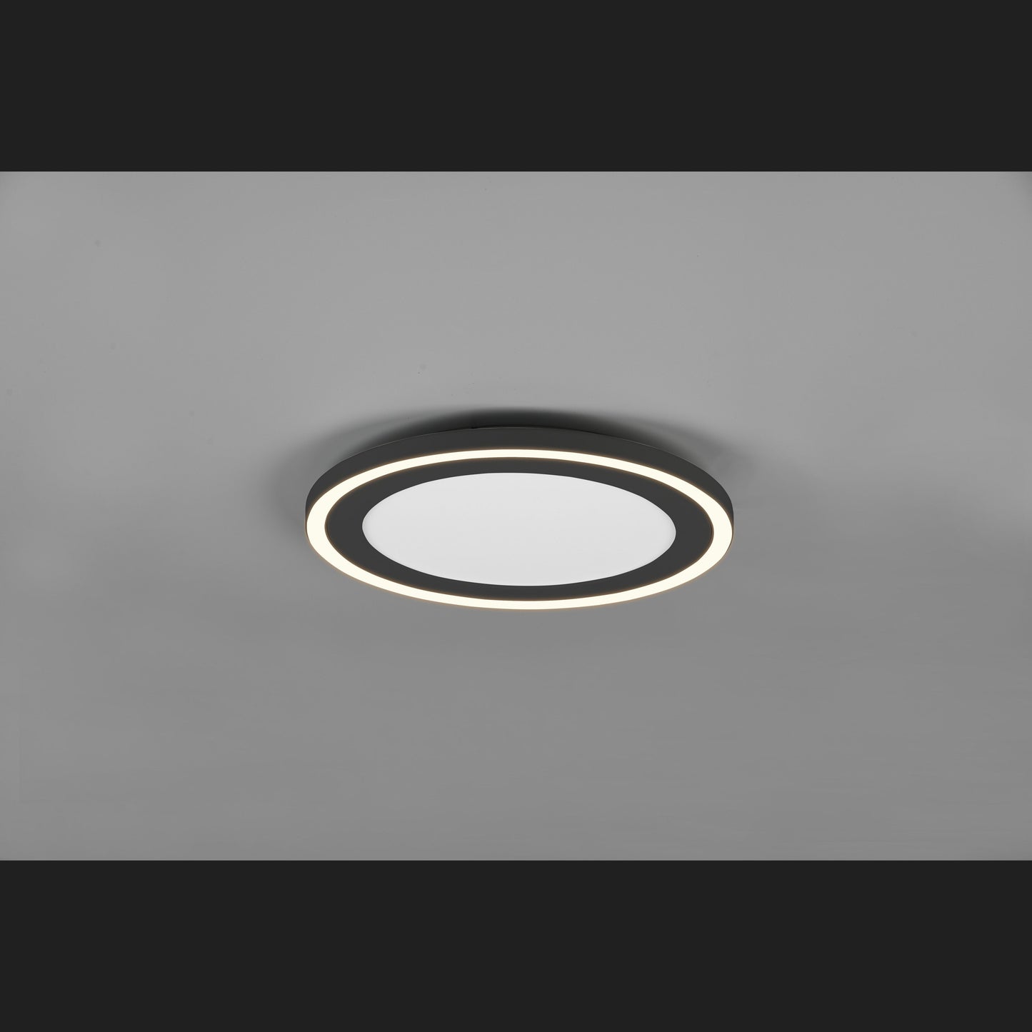 Carus  - Ceiling lamp - Black Matt - Reality
