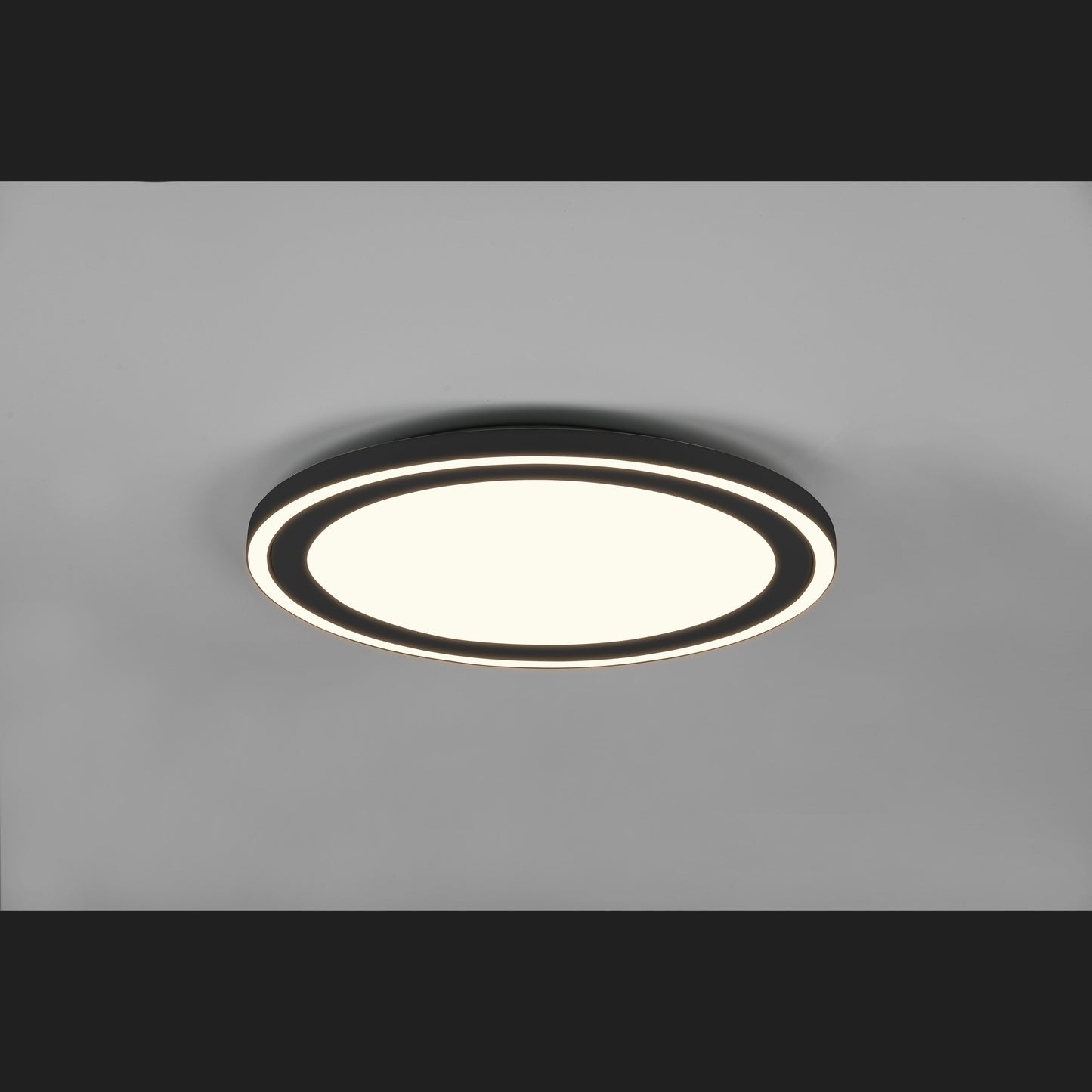 Carus  - Ceiling lamp - Black Matt - Reality