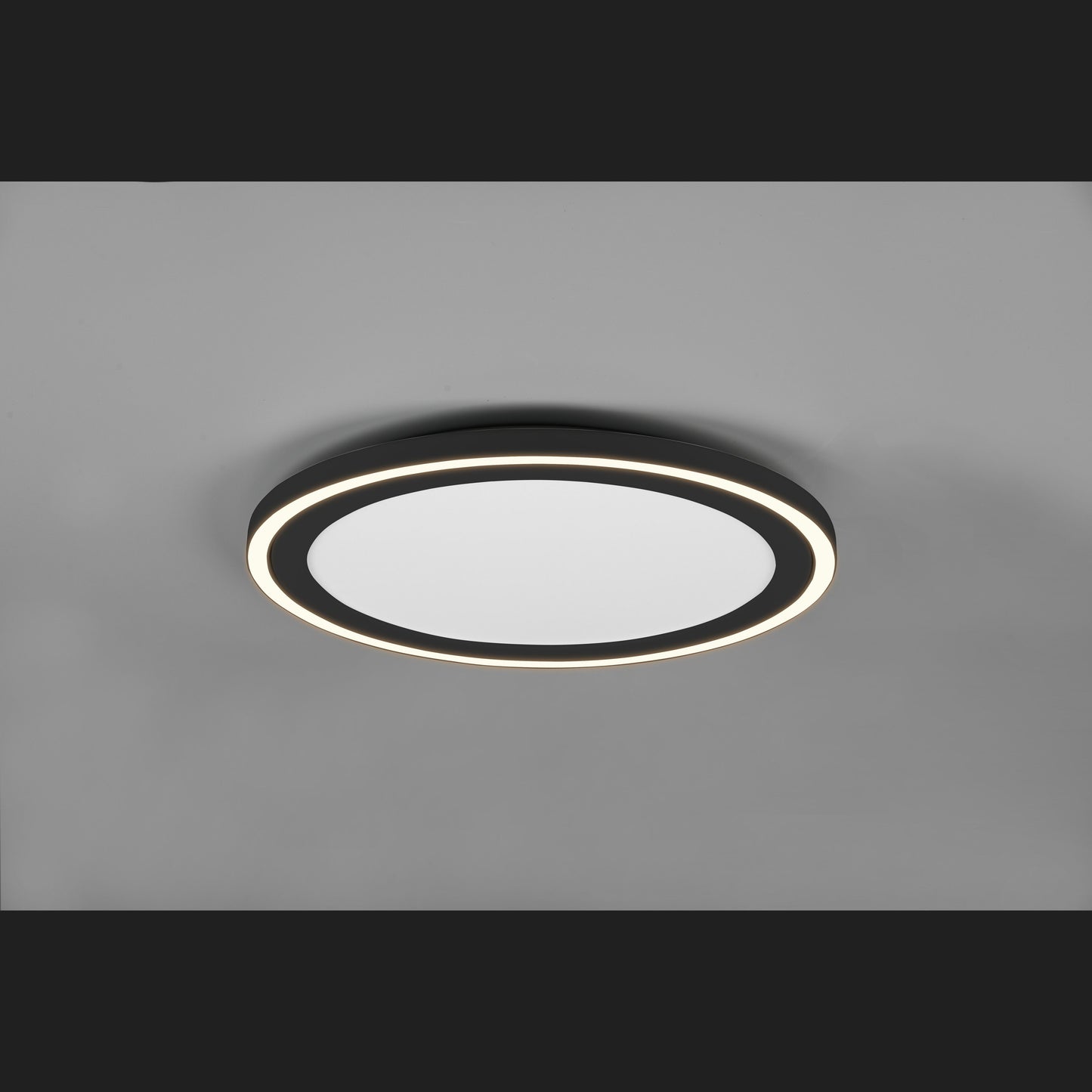 Carus  - Ceiling lamp - Black Matt - Reality