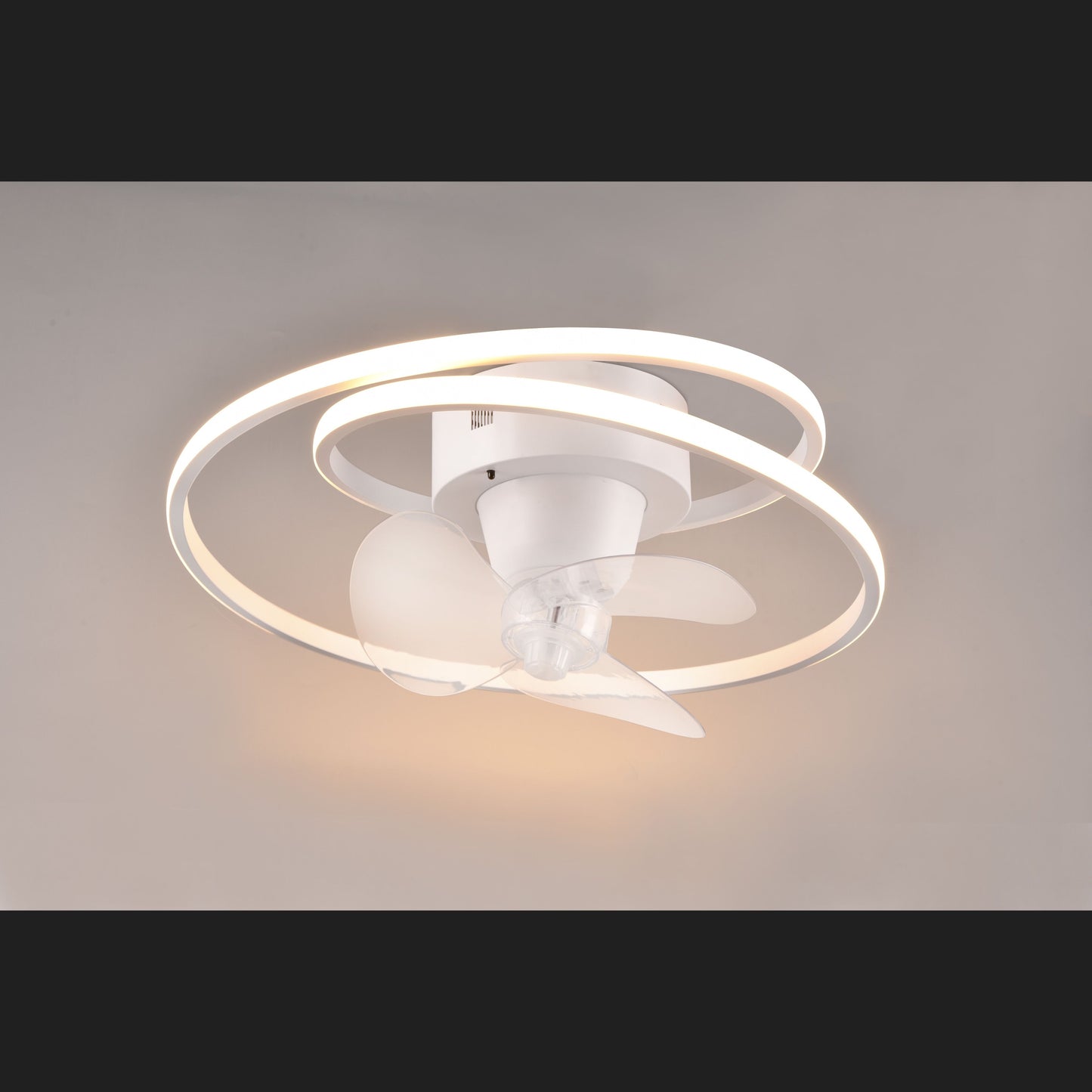 Umea  - Fan - White Matt - Reality