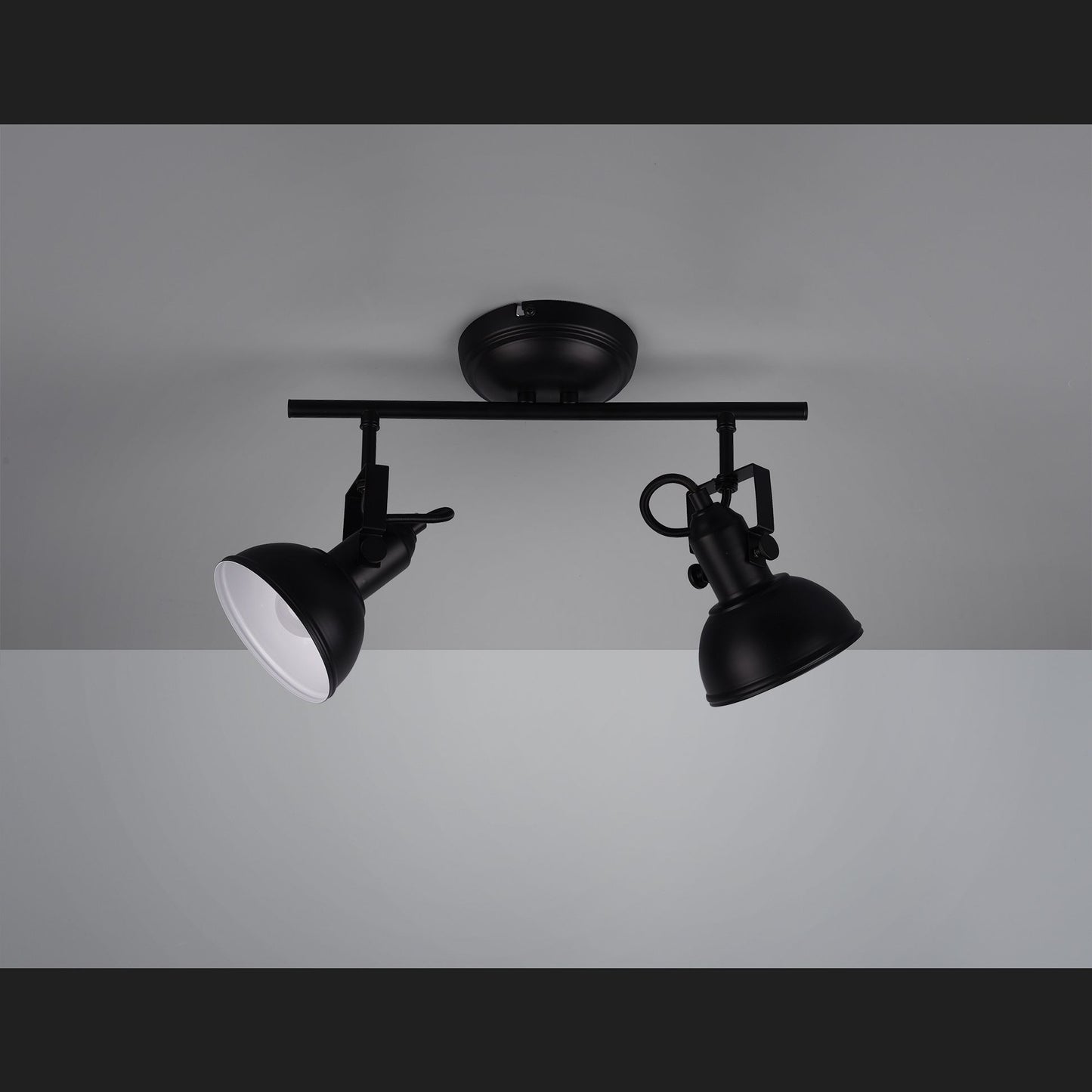 Gina  - Spot - Black Matt - Reality