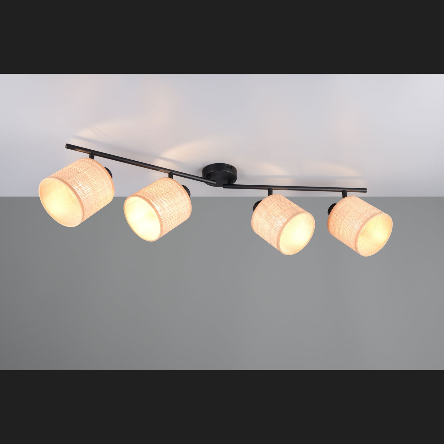 Aimee - Spot - Natural Finish - Reality - R81854036