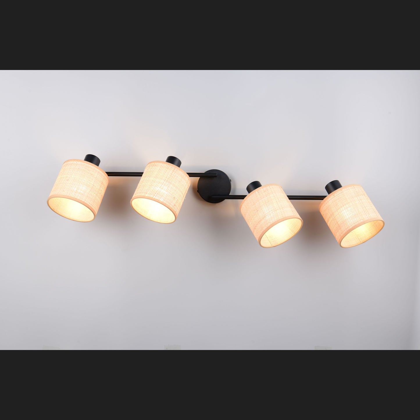 Aimee - Spot - Natural Finish - Reality - R81854036