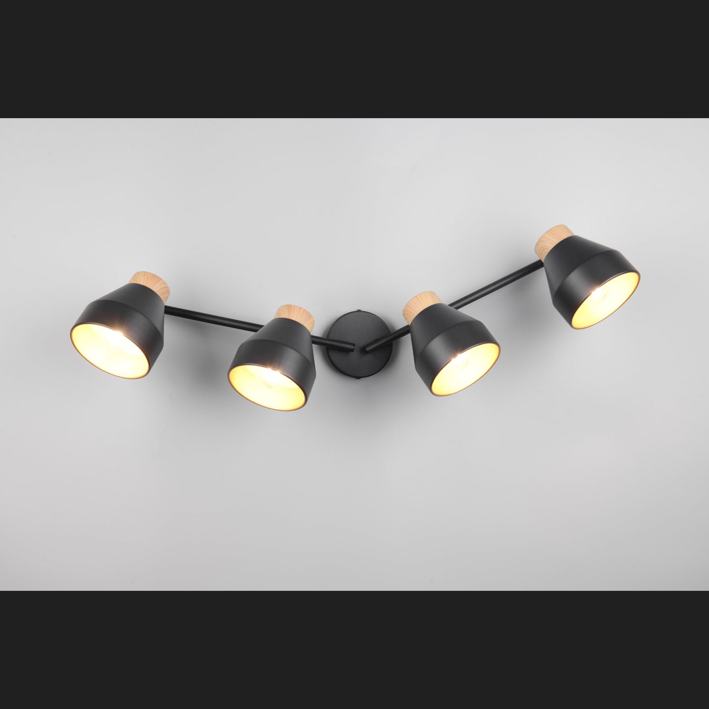 Valentin - Spot - Black Matt - Reality - R81924032