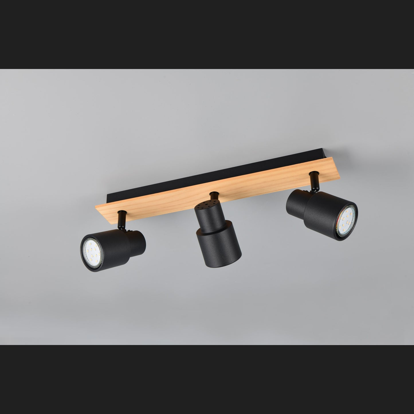 Pierre - Spot - Black Matt - Reality - R81983032