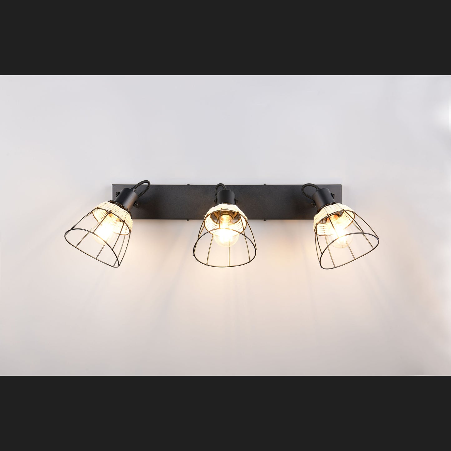 Jerome - Spot - Natural Finish - Reality - R86233032