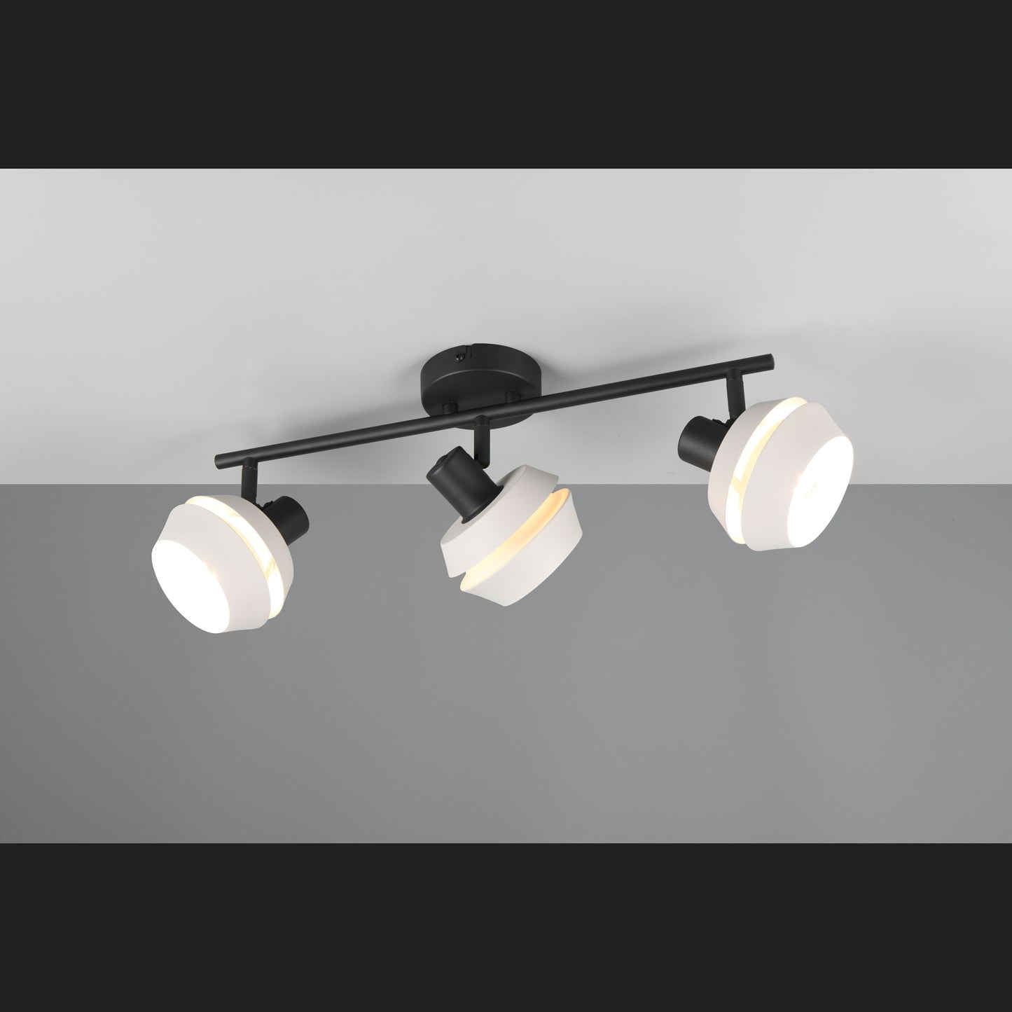 Isla - Spot - Grey - Reality - R86363076