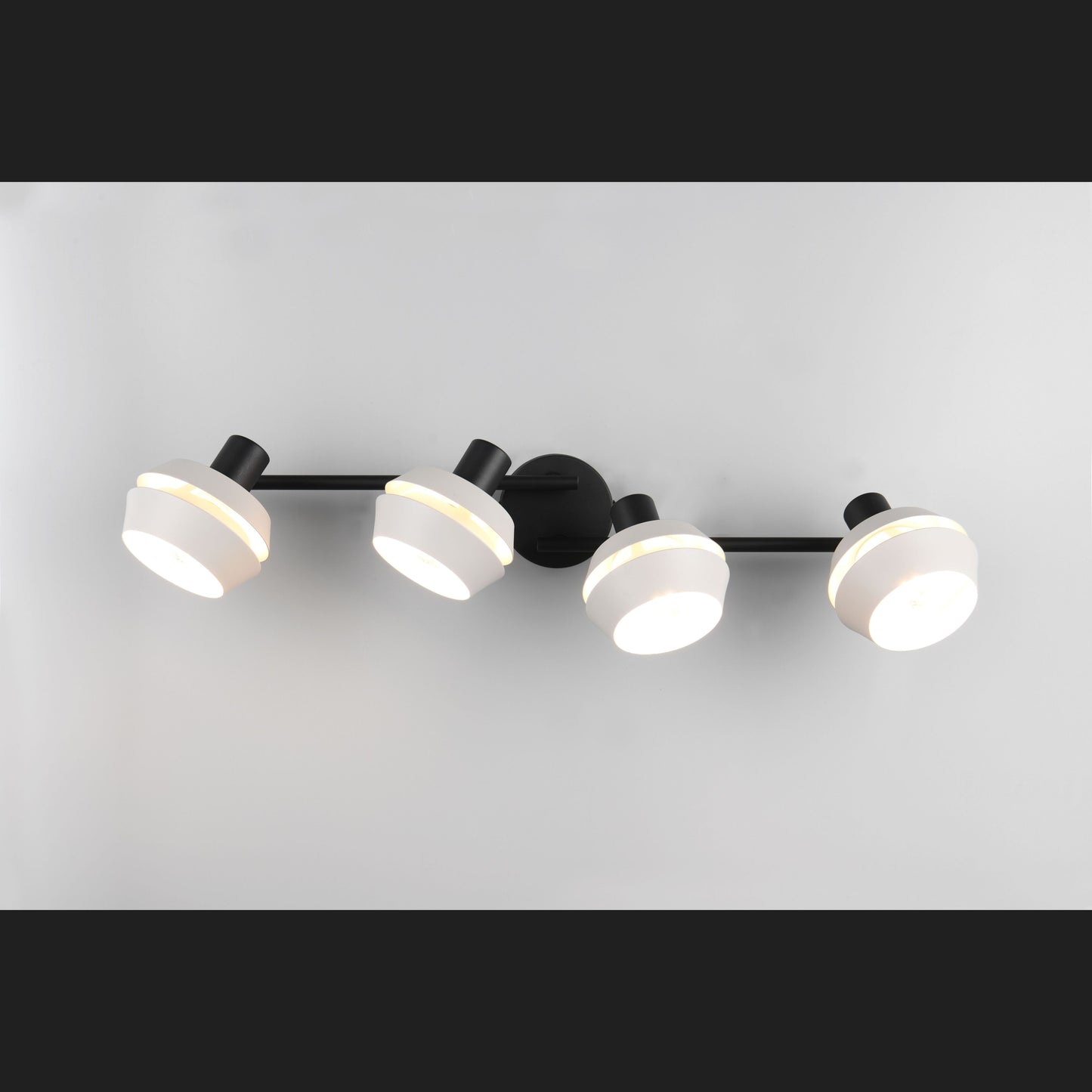 Isla - Spot - Grey - Reality - R86364076