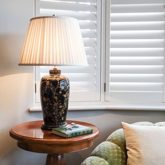 Black Birds 1 Light Table Lamp - Black and Gold with Cream Shade