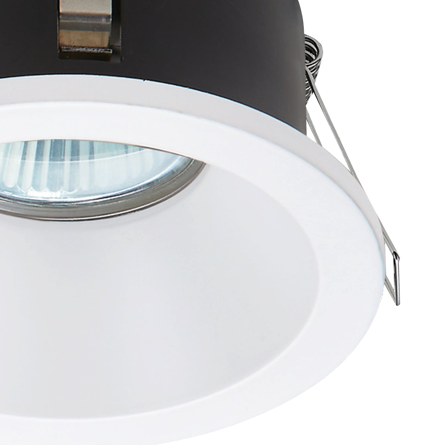 Comfort GU10 Downlight Round, 1 x GU10 (Max 12W), IP54, Matt White, Cut Out: 75mm, 2yrs Warranty, Lampholder Included by Mantra