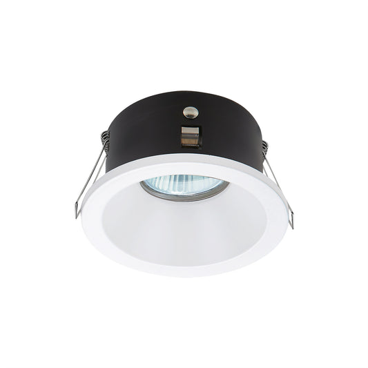 Comfort GU10 Downlight Round, 1 x GU10 (Max 12W), IP54, Matt White, Cut Out: 75mm, 2yrs Warranty, Lampholder Included by Mantra