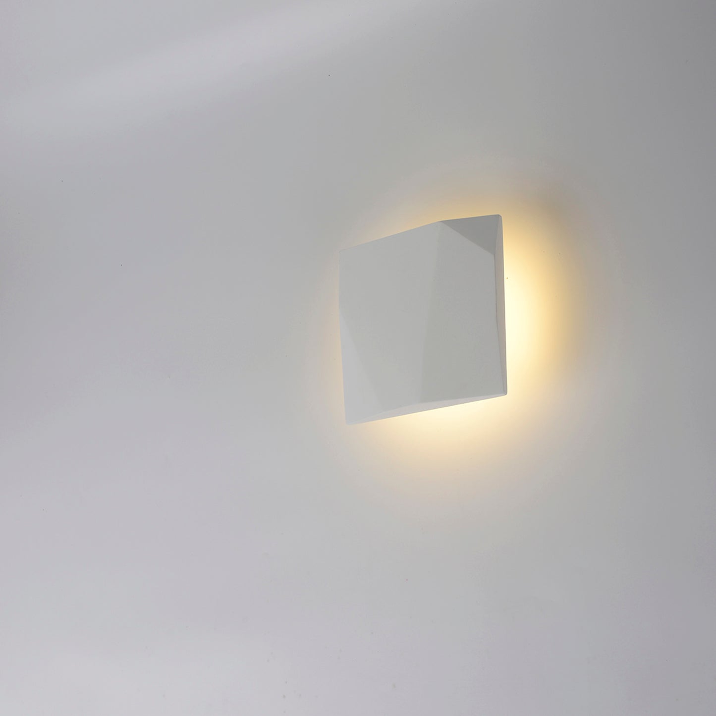 Cook Wall Light, 10W LED, 3000K, 780lm, White, 3yrs Warranty by Mantra