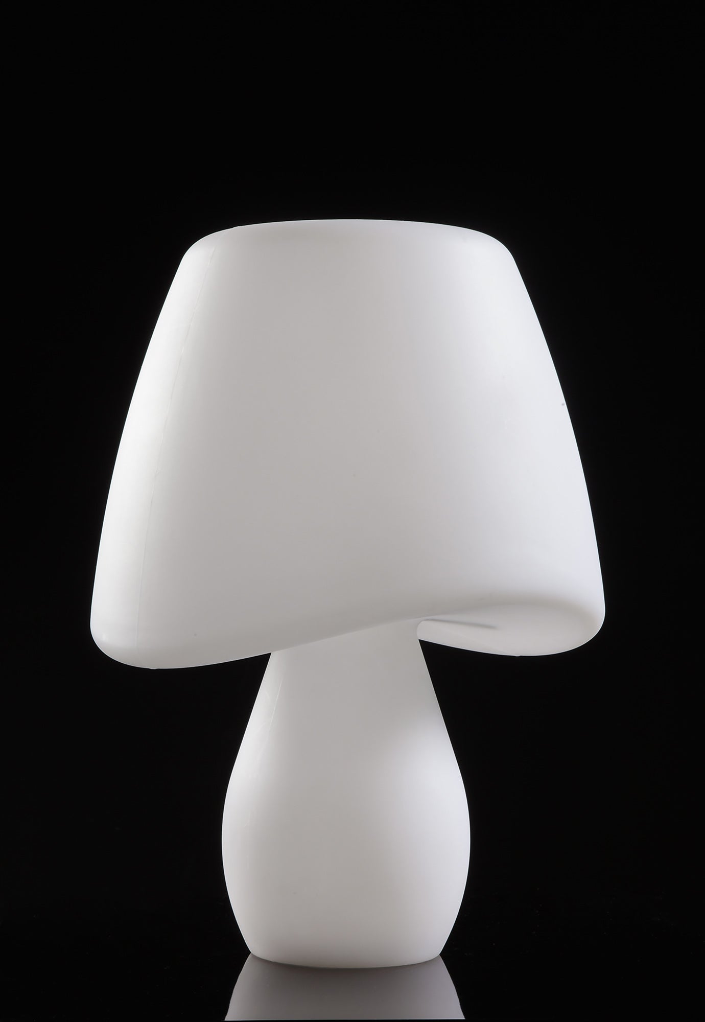 Cool Table Lamp 2 Light E27 Outdoor IP65, Opal White by Mantra