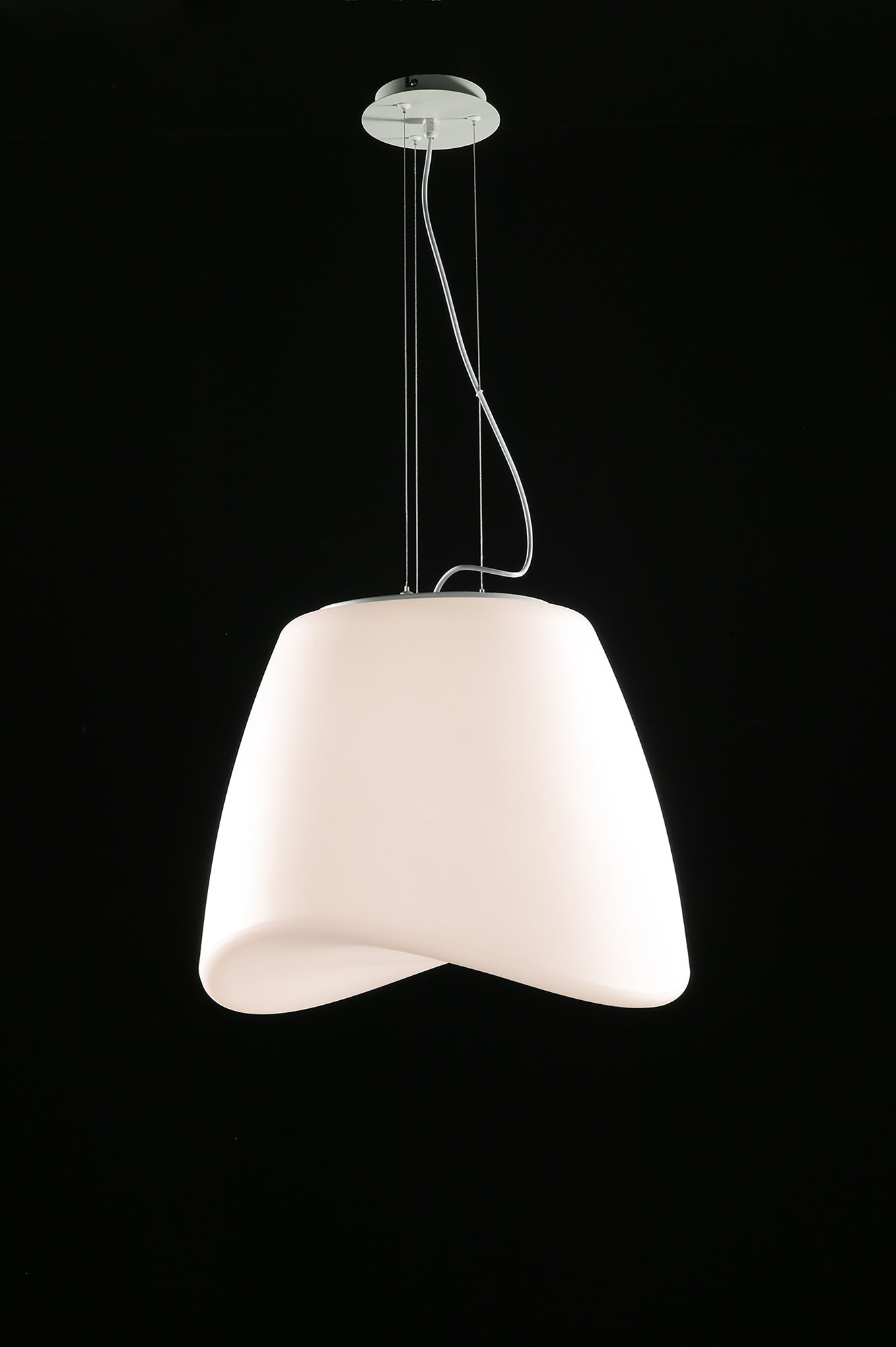 Cool Pendant 3 Light E27 Round Outdoor IP44, Matt White / Opal White by Mantra