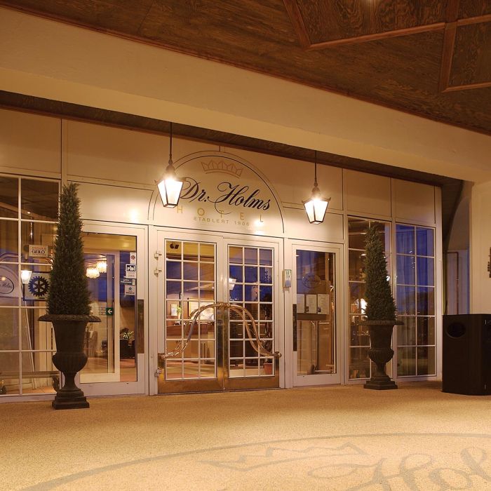 Chelsea 1 Light Chain Lantern - Copper