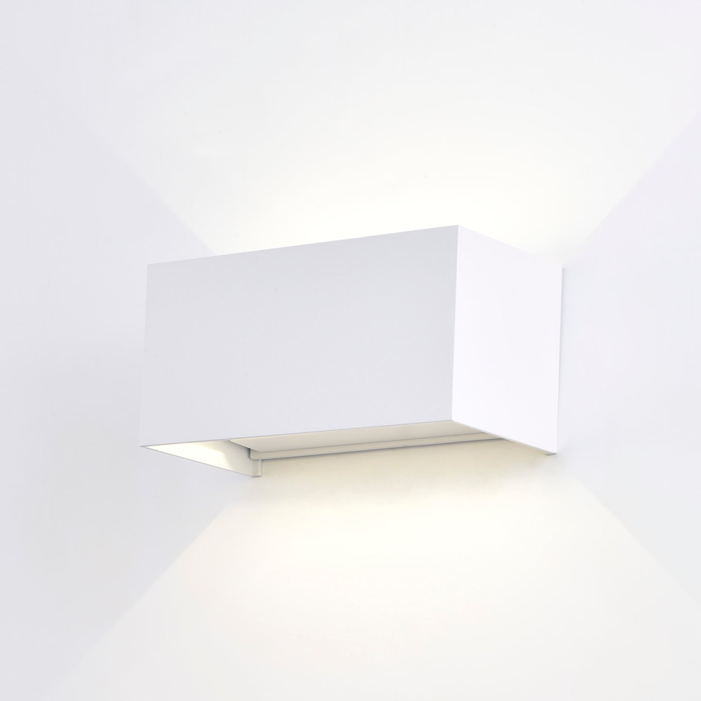 Davos Rectangle Wall Lamp, 4 x 6W LED, 3000K, 2200lm, IP54, White, 3yrs Warranty by Mantra