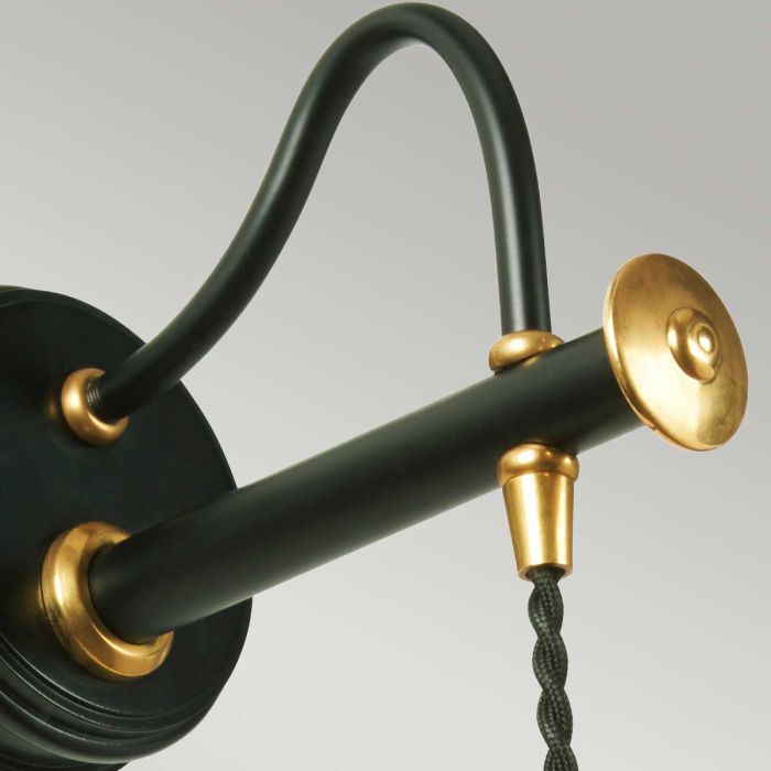 Douille 1 Light Wall Light - Black / Polished Brass