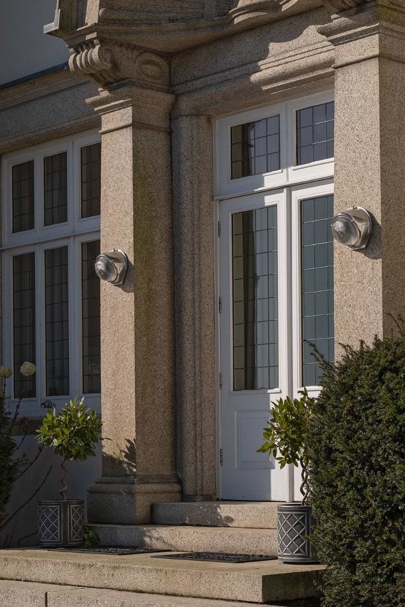 Soho Lighting Kingly IP65 Outdoor & Bathroom Aluminium Wall Light