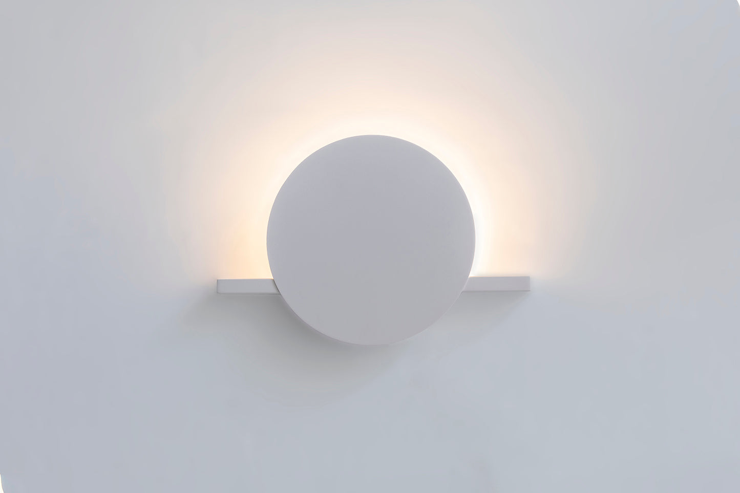 Eris 1 Light Wall Lamp, 8W LED, 3000K, 640lm, White, 3yrs Warranty by Mantra