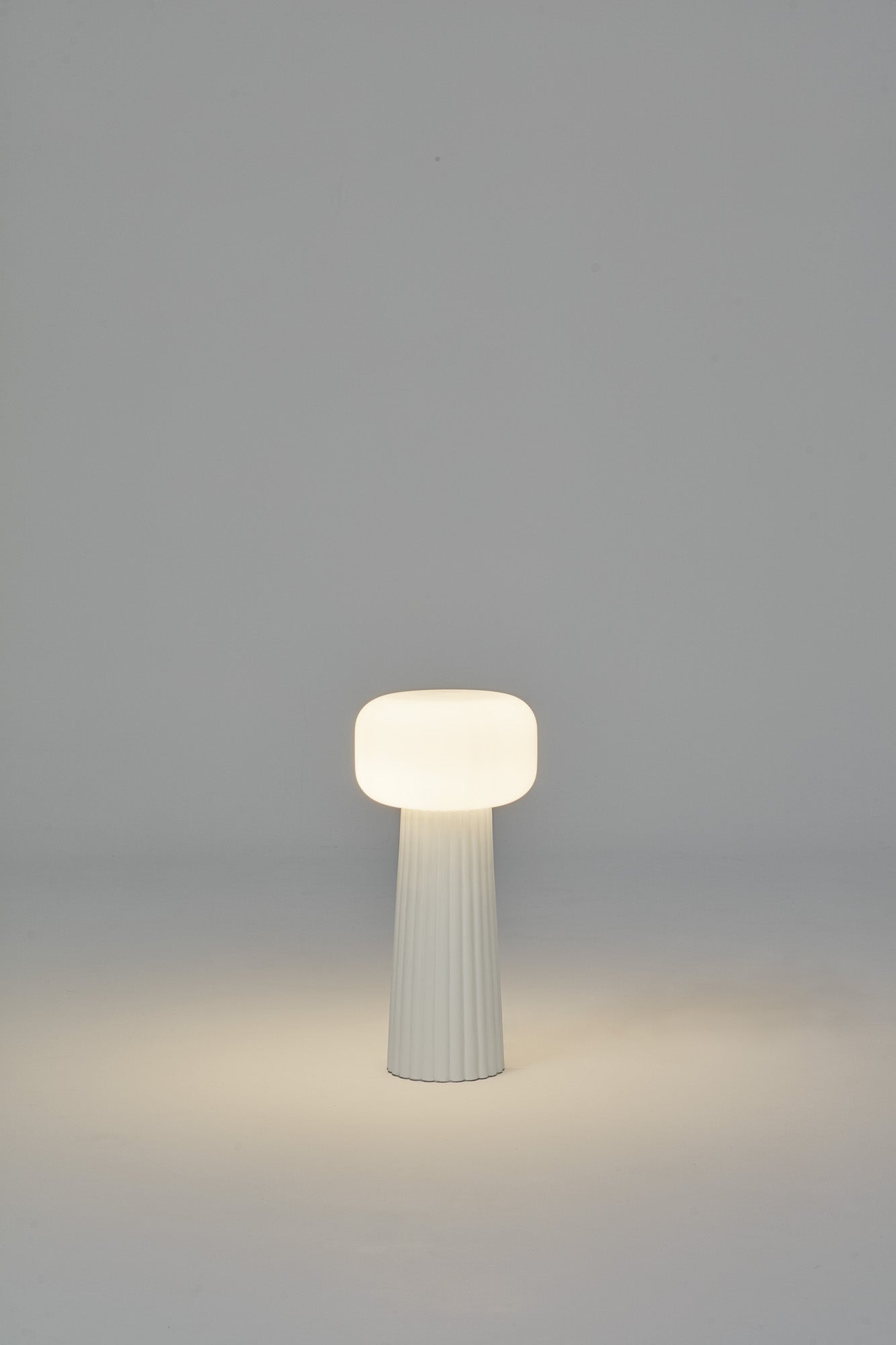 Faro Table Lamp 1 Light E27 White by Mantra