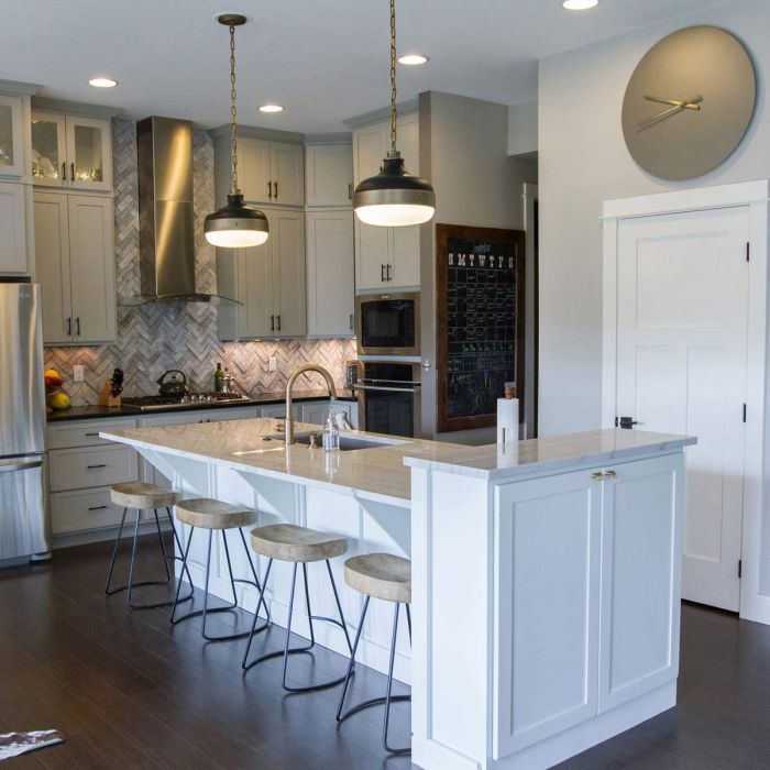 Cadence 2 Light Pendant - Dark Antique Brass / Matte Black