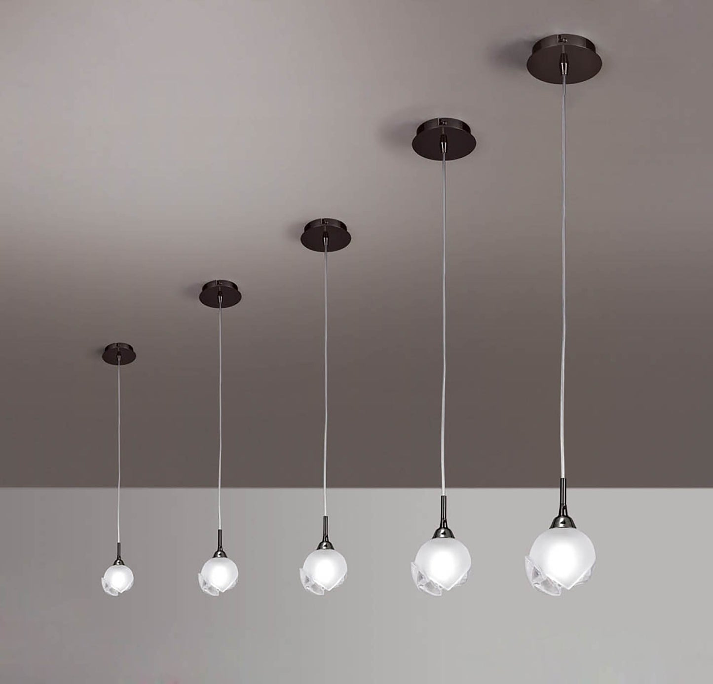 Fragma Pendant 1 Light G9, Black Chrome by Mantra