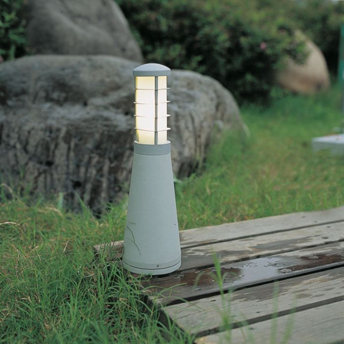 Beta Aluminium 4-Ring Bollard - Matt Silver