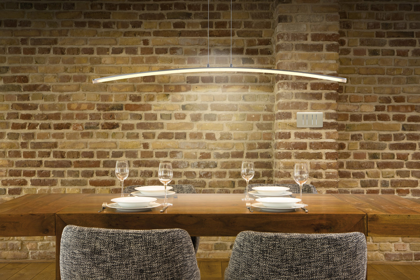 Hemisferic Linear Pendant 28W LED 110cm Bar 3000K, 2520lm, Satin Aluminium/Frosted Acrylic, 3yrs Warranty by Mantra