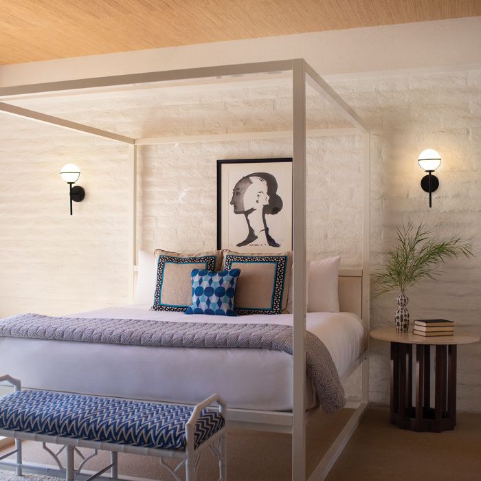 Hollis 1 Light Wall Light - Black, Steel, Opal Glass