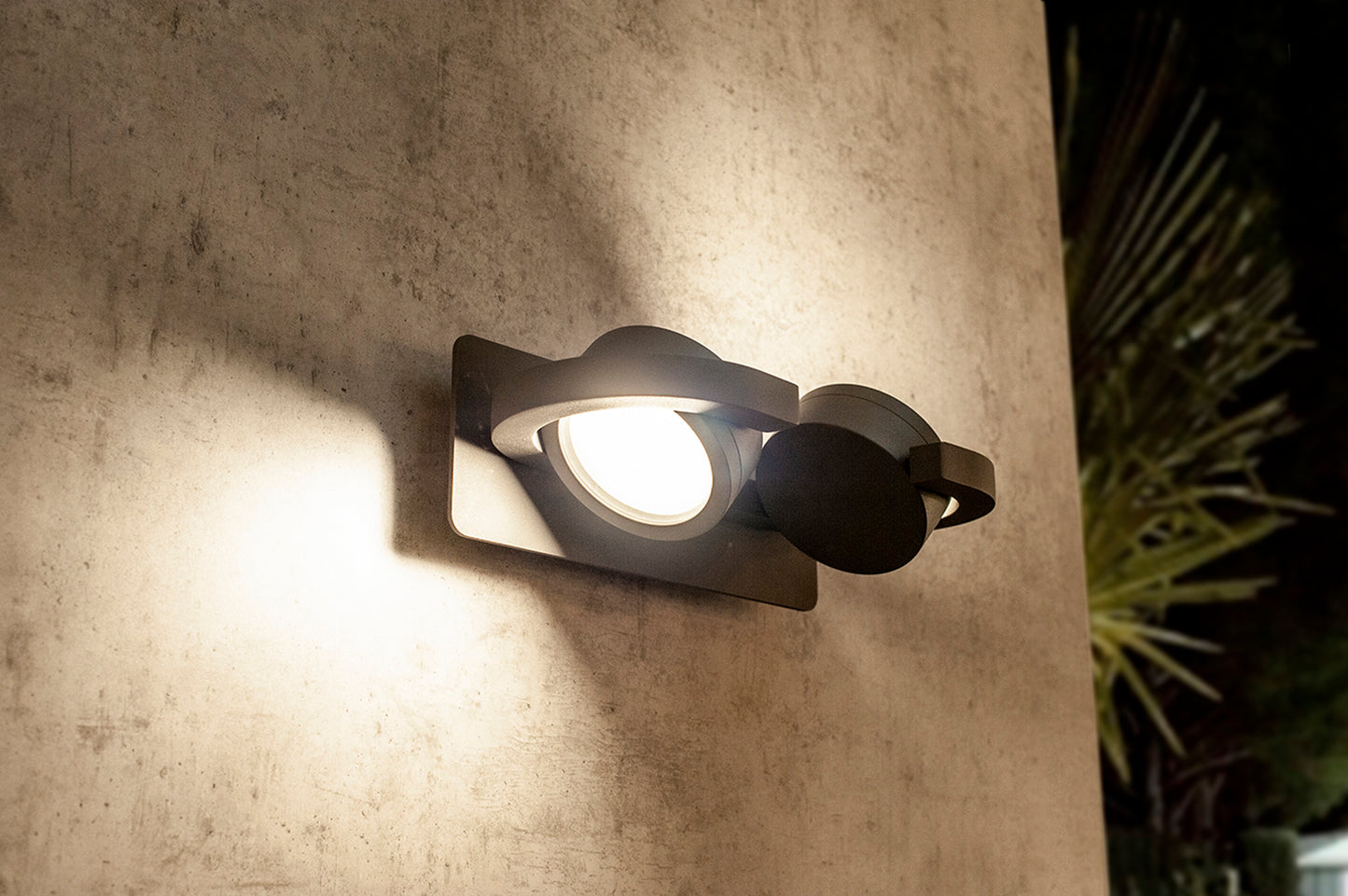 Iguazu Wall Lamp, Requires 1 x GX53 (Max 9W, Not Included), IP54, Anthracite, 2yrs Warranty by Mantra