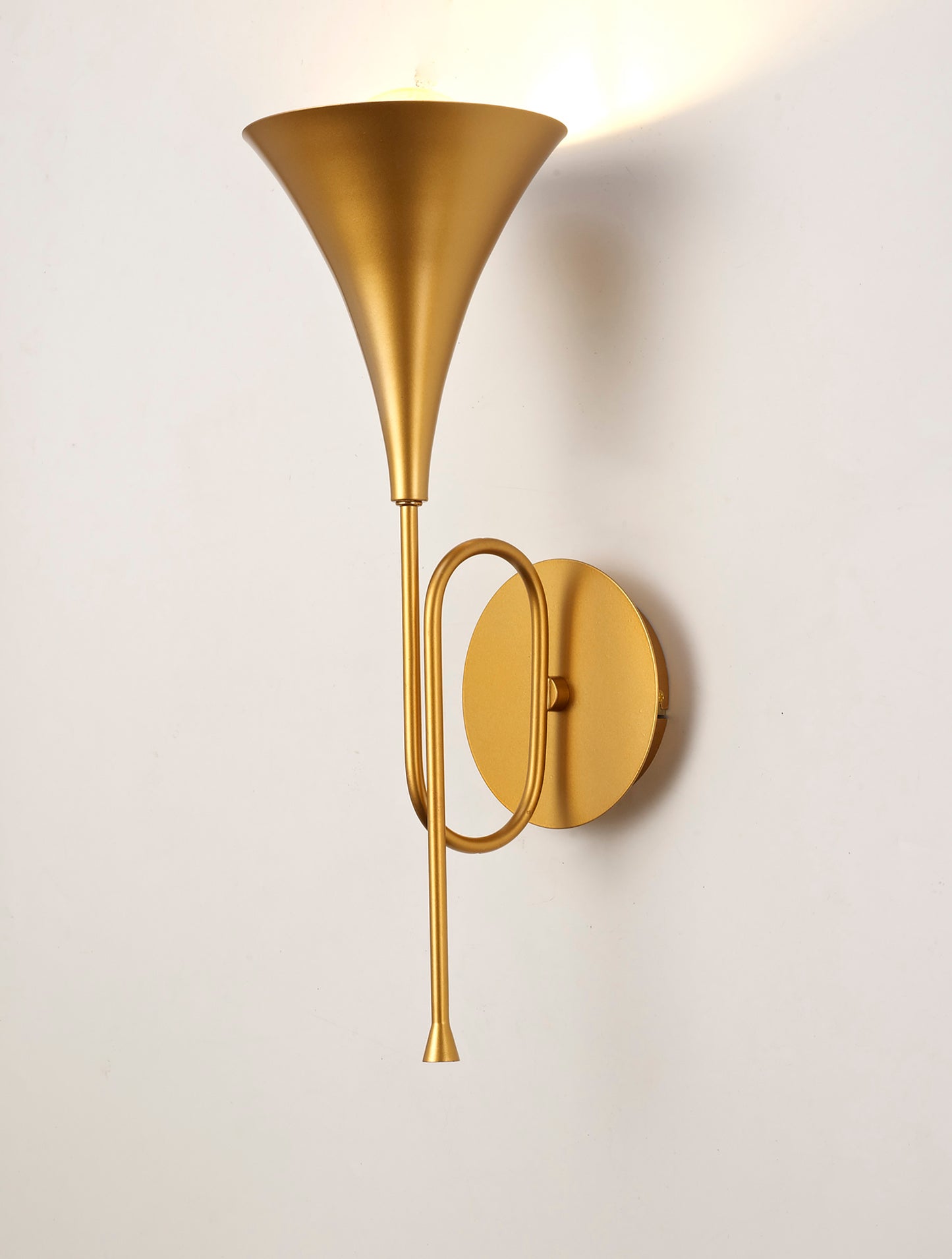 Jazz Wall Lamp, 1 x E27 (Max 20W), Gold Painting by Mantra