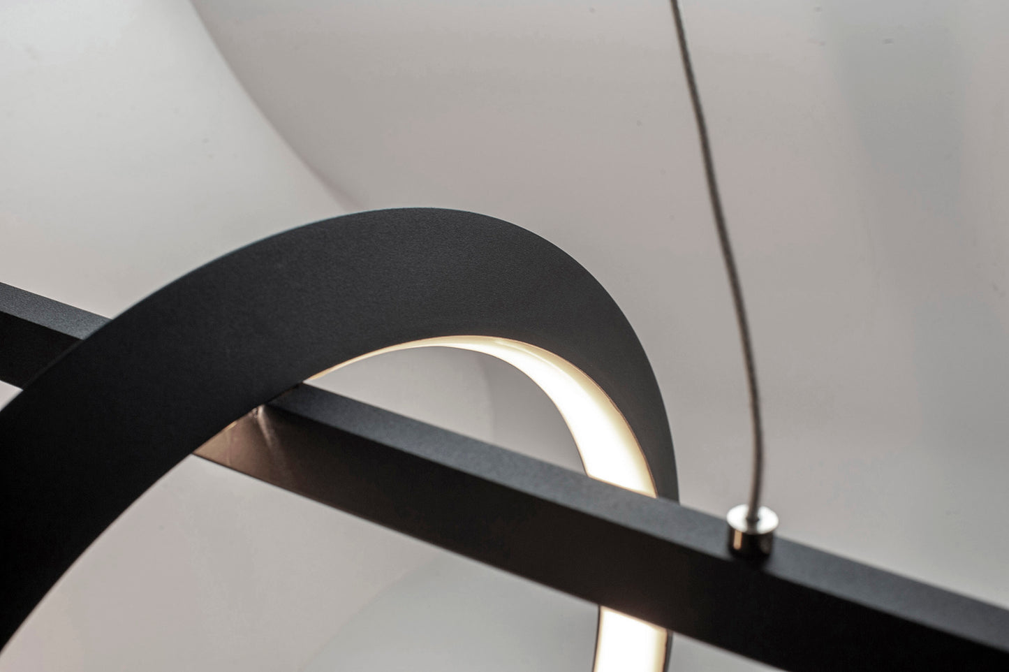 Kitesurf Loop Under Linear Pendant, 30W LED, 3000K, 2400lm, Black, 3yrs Warranty by Mantra