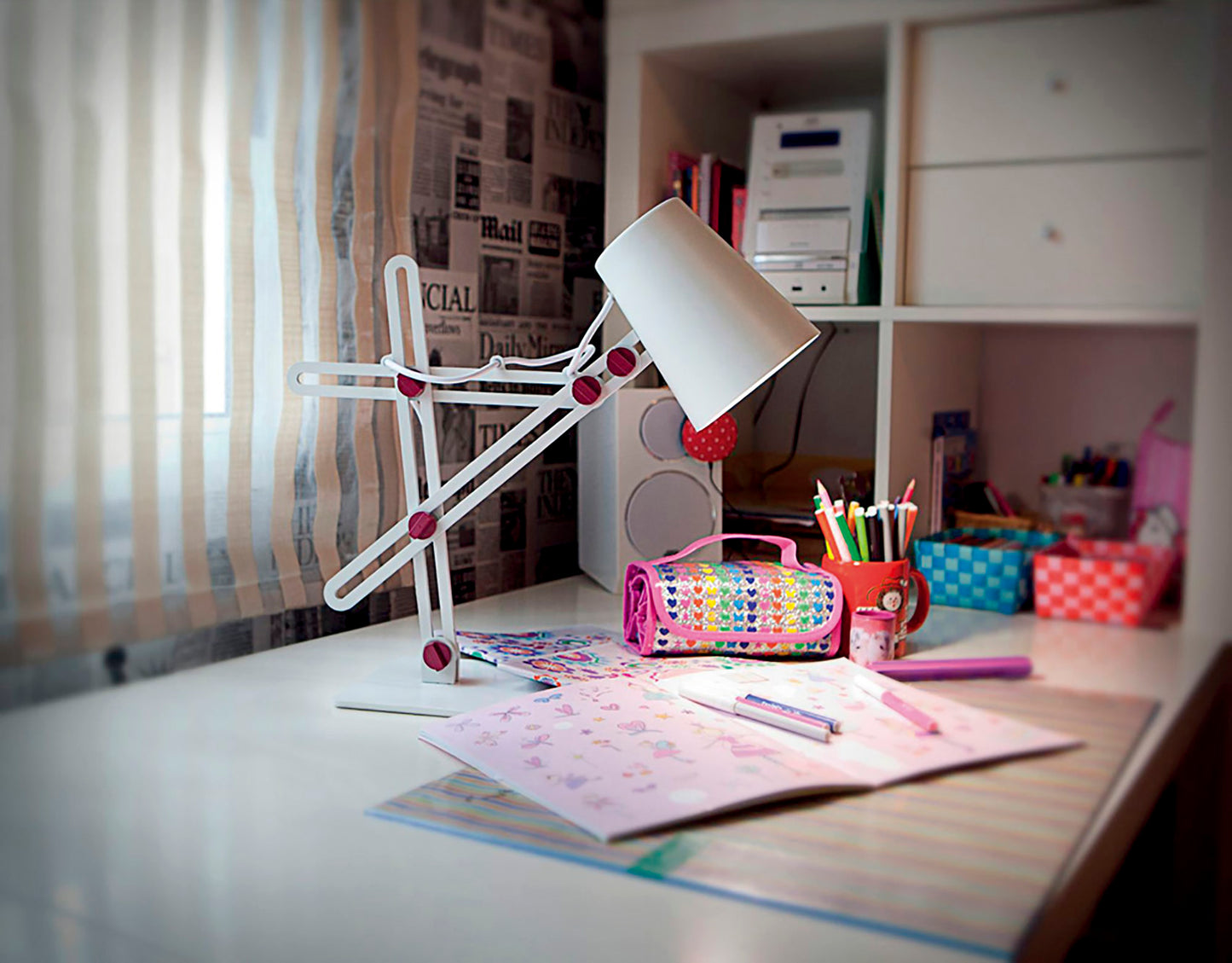 Looker Table Lamp 1 Light E27, Matt White/Purple by Mantra