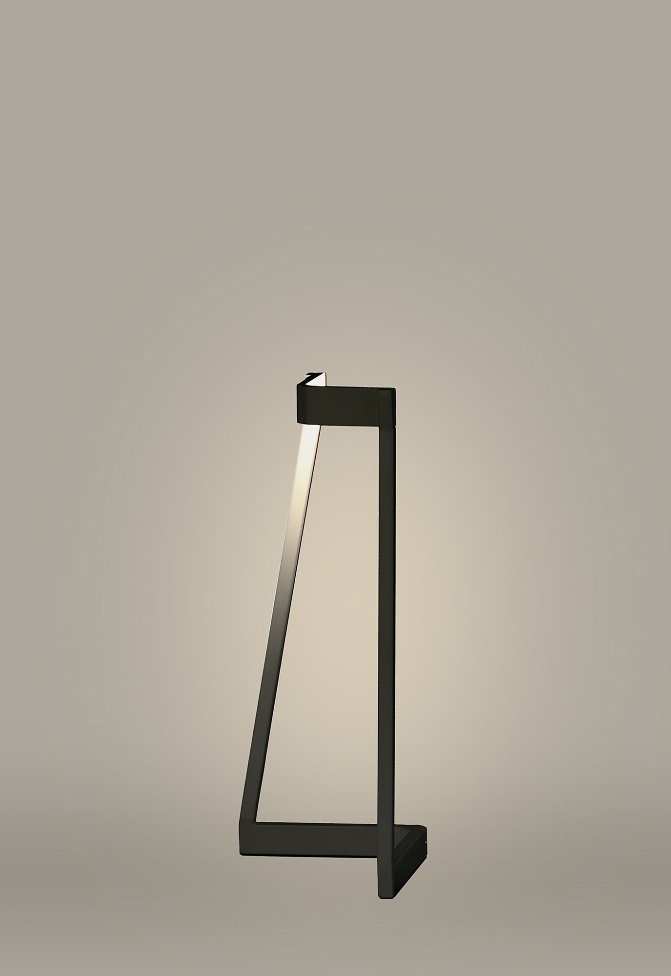 Minimal Table Lamp, 5W LED, 3000K, 375lm, Black, 3yrs Warranty by Mantra