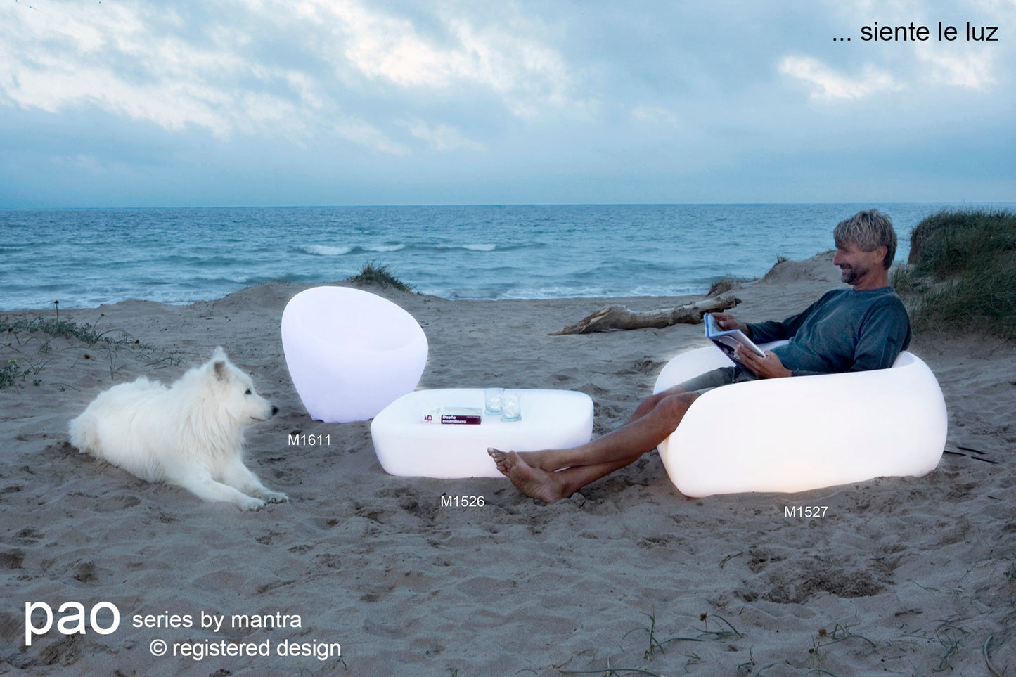 Pao Small Sofa Rechargeable LED RGB Outdoor IP65, Opal White Item Weight: 16.3kg by Mantra