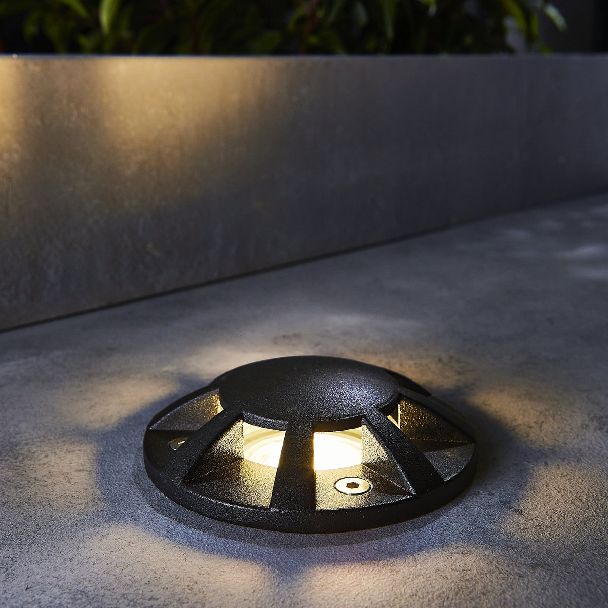 Pan Recessed Floor Uplight 8 way, Black