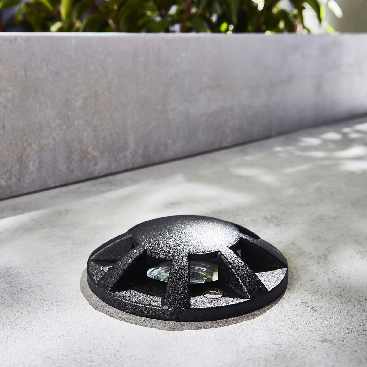Pan Recessed Floor Uplight 8 way, Black