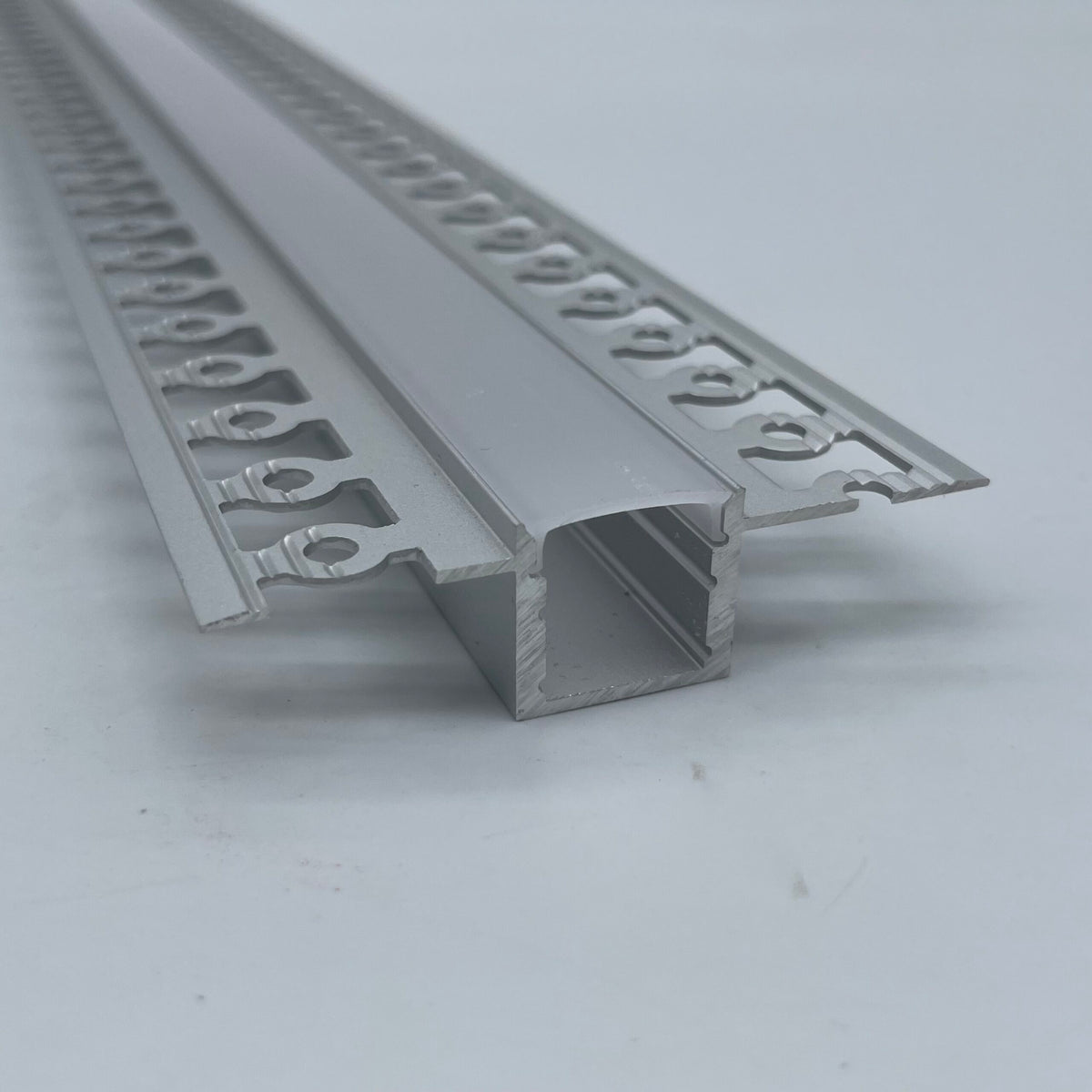 Recessed profile 8-10mm Strip Silver/White Diffuser 2M