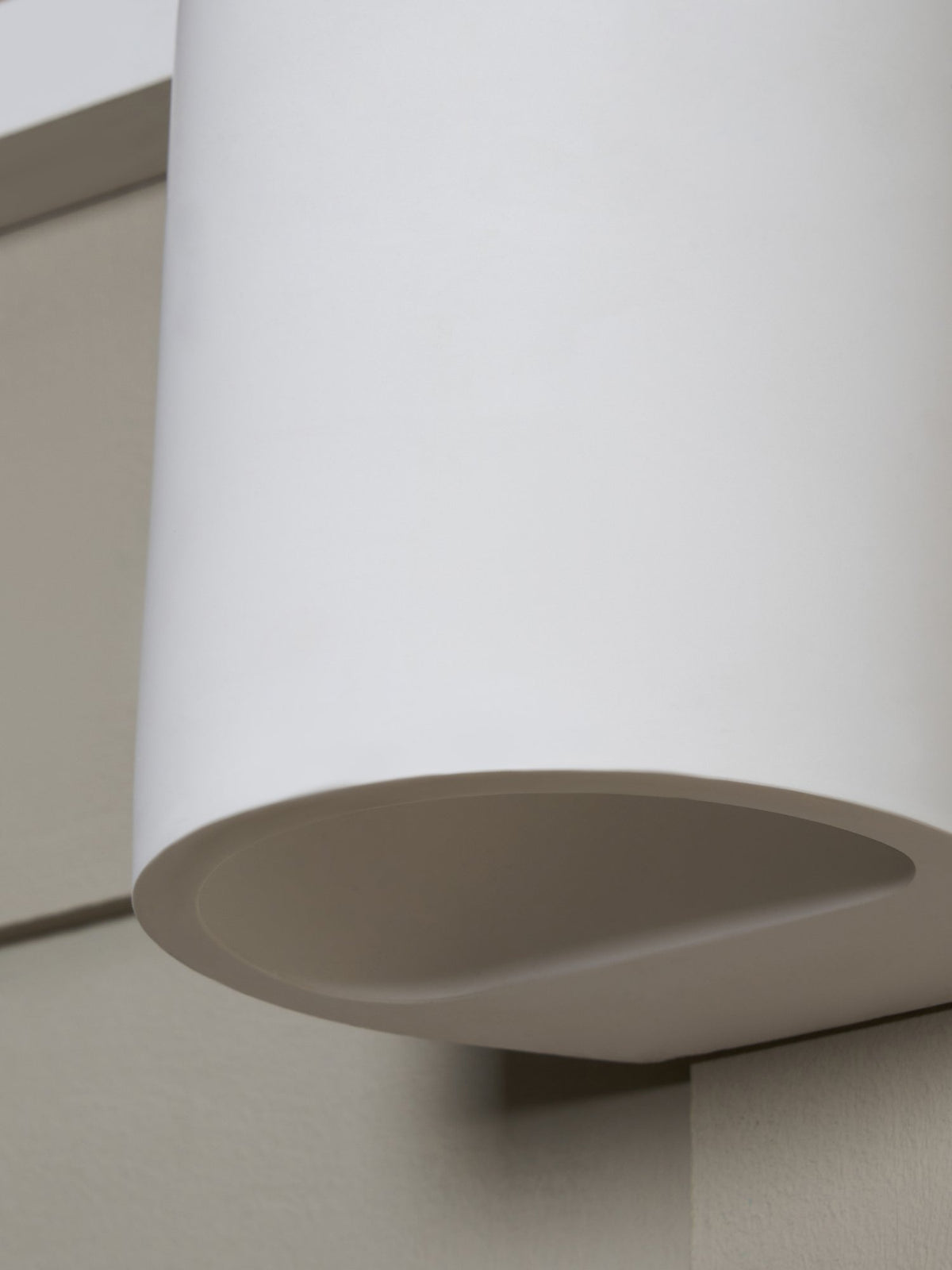 Osuna Round Up&Down Plaster Wall Light White
