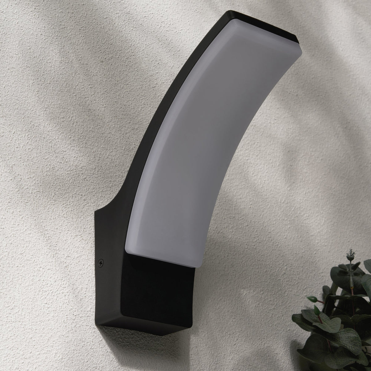 Batsu 12 Watt LED Curved Outdoor Wall Light - Black