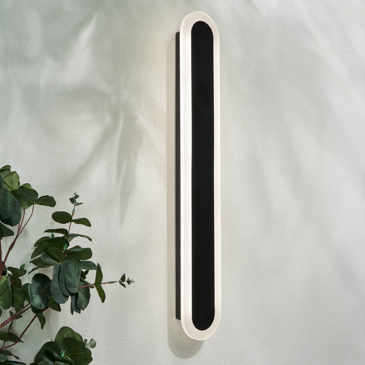 Ren 16 Watt Outdoor CCT Linear Wall Light, Black
