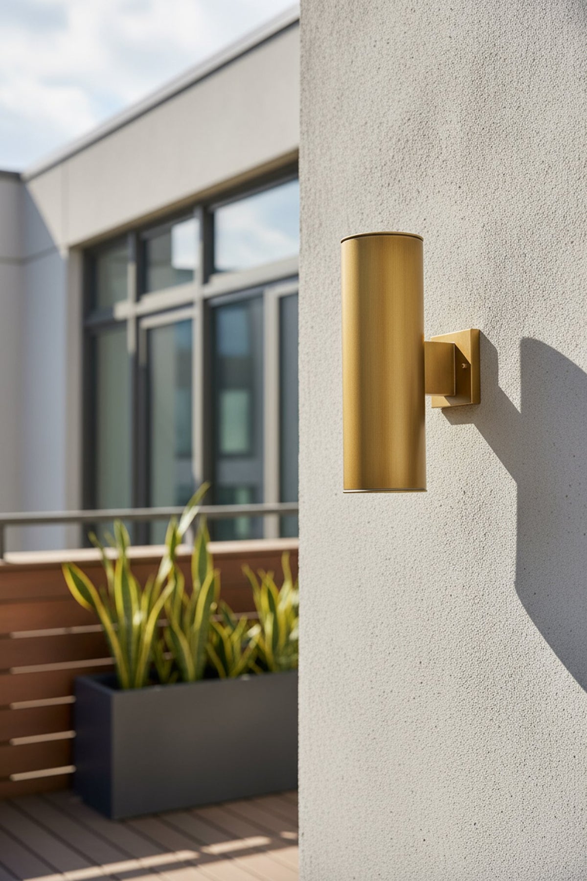 Raley Cylinder Up & Down light Gold